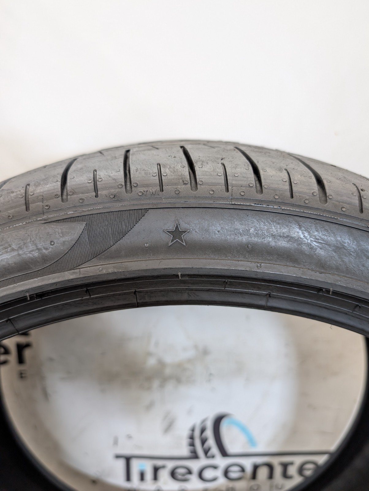 Used 315/30ZR22 Pirelli P Zero PZ4 107Y – 7/32