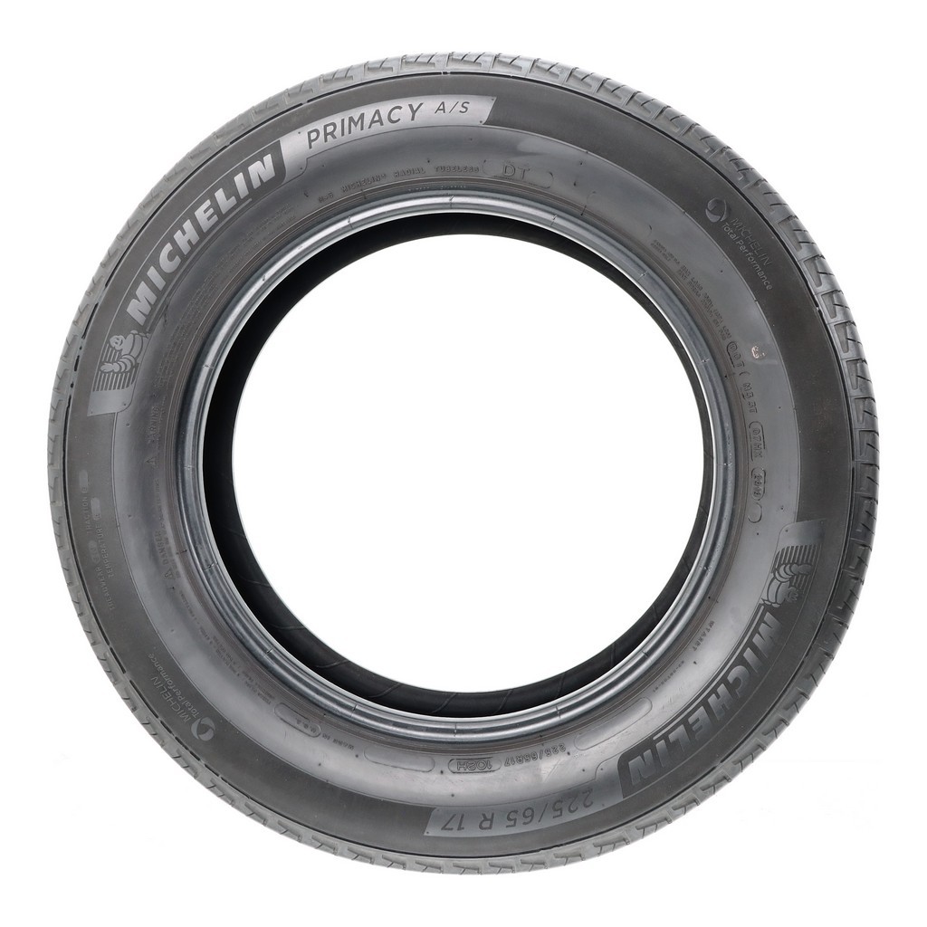 Set of (4) Used 225/65R17 Michelin Primacy A/S 102H – 6.5-7/32