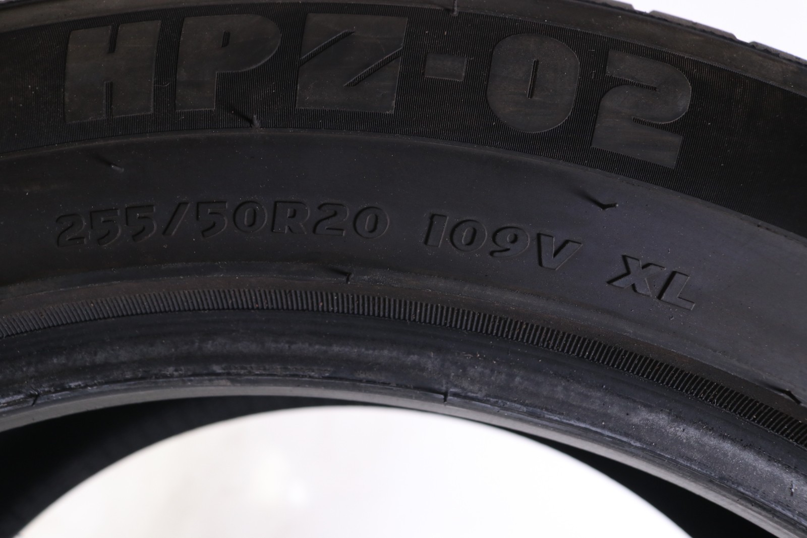 Set of 4 Used 255/50R20 Advanta HP Z-02 – 109V – 8-9/32