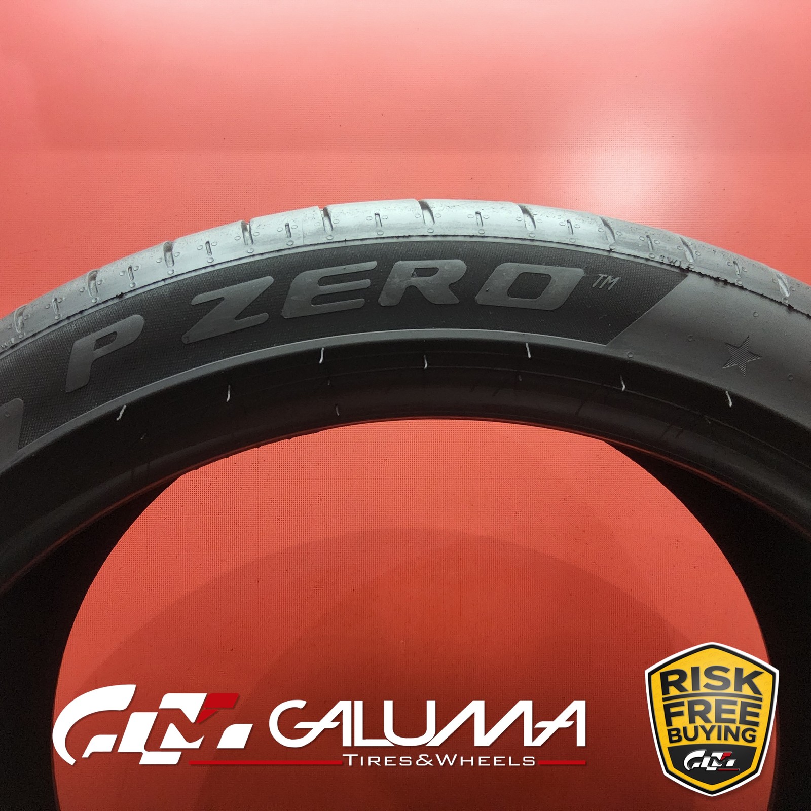 Set of 2 Tires Pirelli P-Zero (PZ5) ★ XL HL295/35/21 ZR21 2953521 110Y #96154