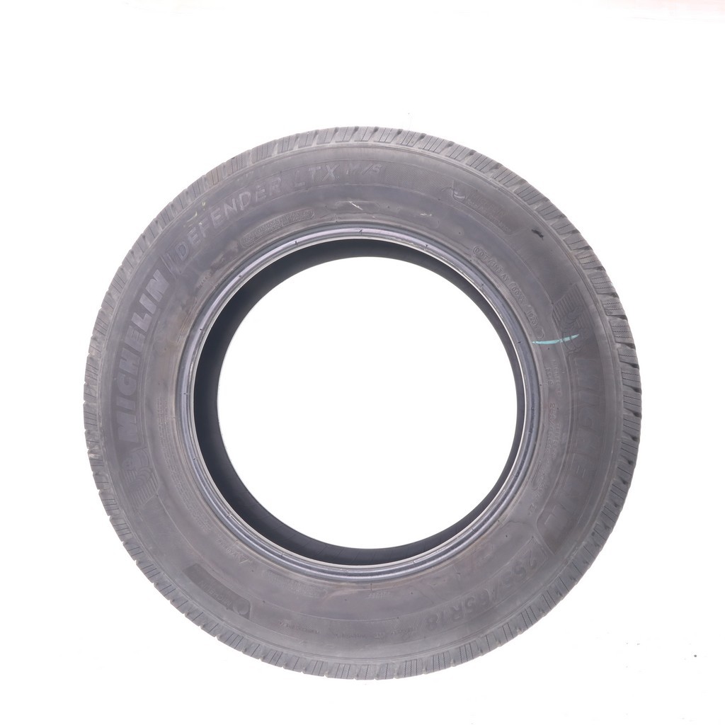 Used 255/65R18 Michelin Defender LTX M/S 111T – 9/32