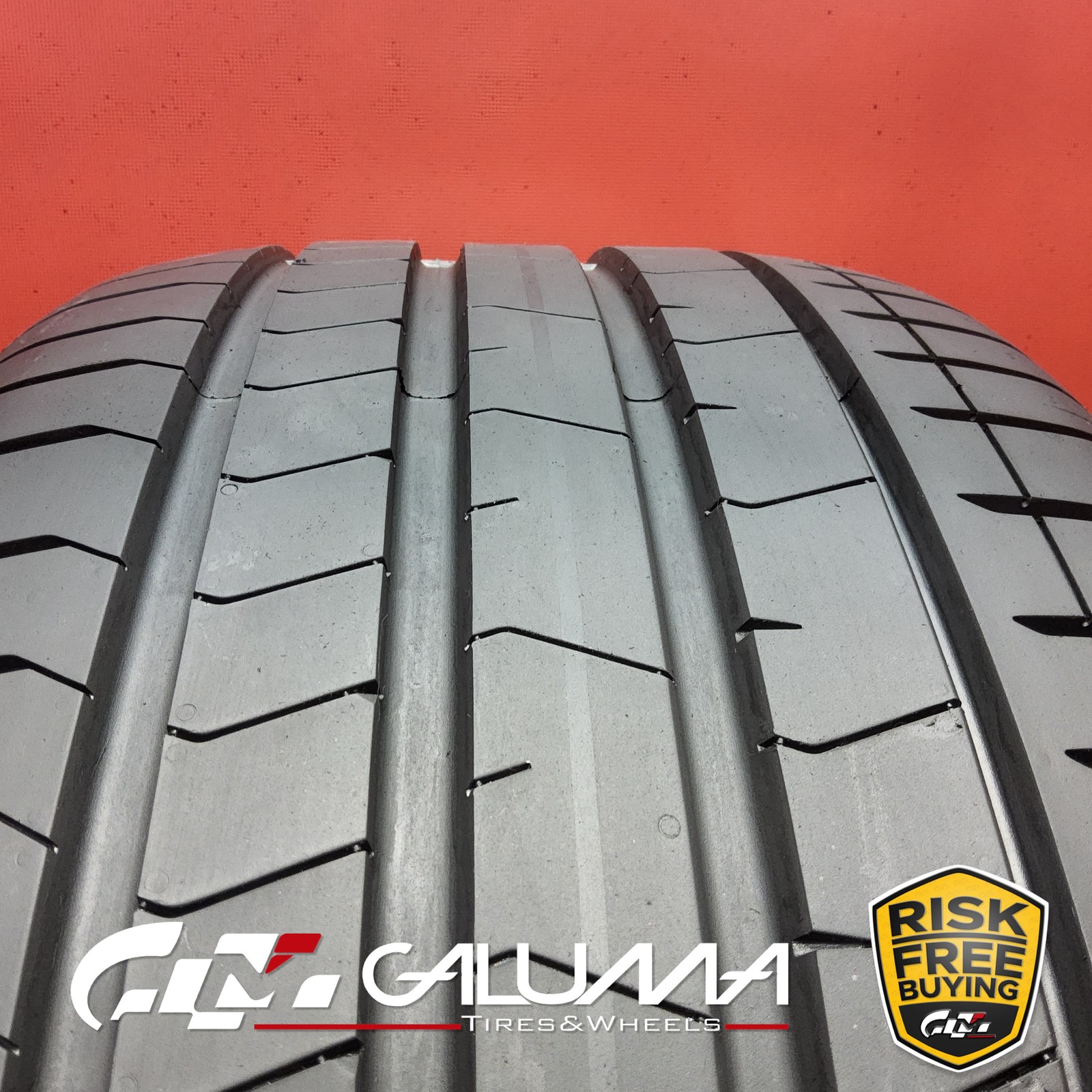 1 Tire LikeNEW Pirelli P-Zero (PZ4) RunFlat ★ XL 275/40R20 275/40/20 106W #95911