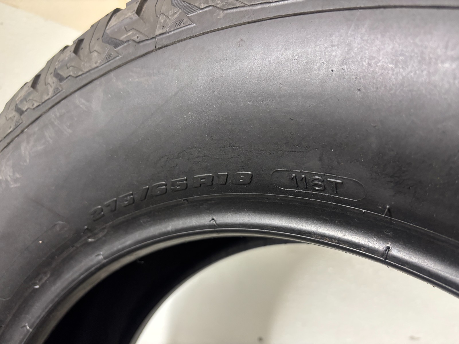 1 Tire 275 65 18 Bfgoodrich Trail Terrain T/A (12.00/32 Tread Left) 116T