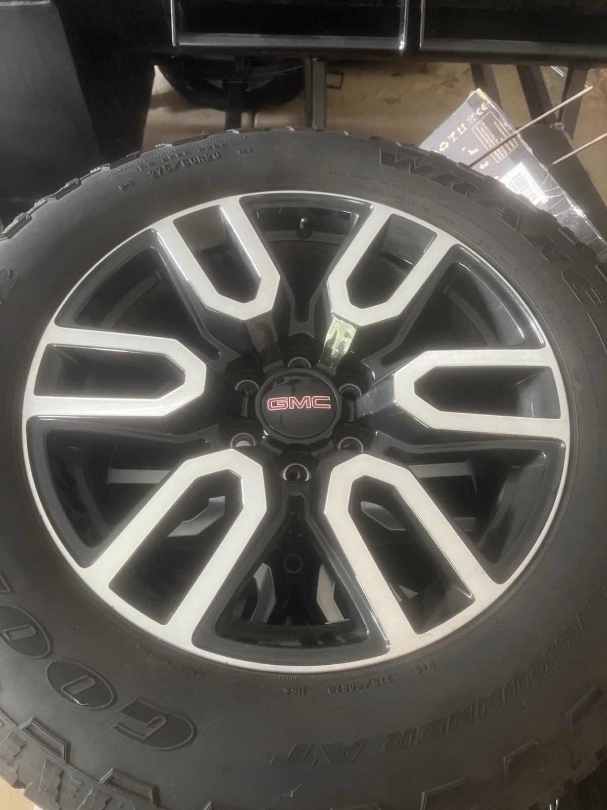 GMC Sierra 1500 AT4 OEM Goodyear Wrangler 275/60r20 Tires