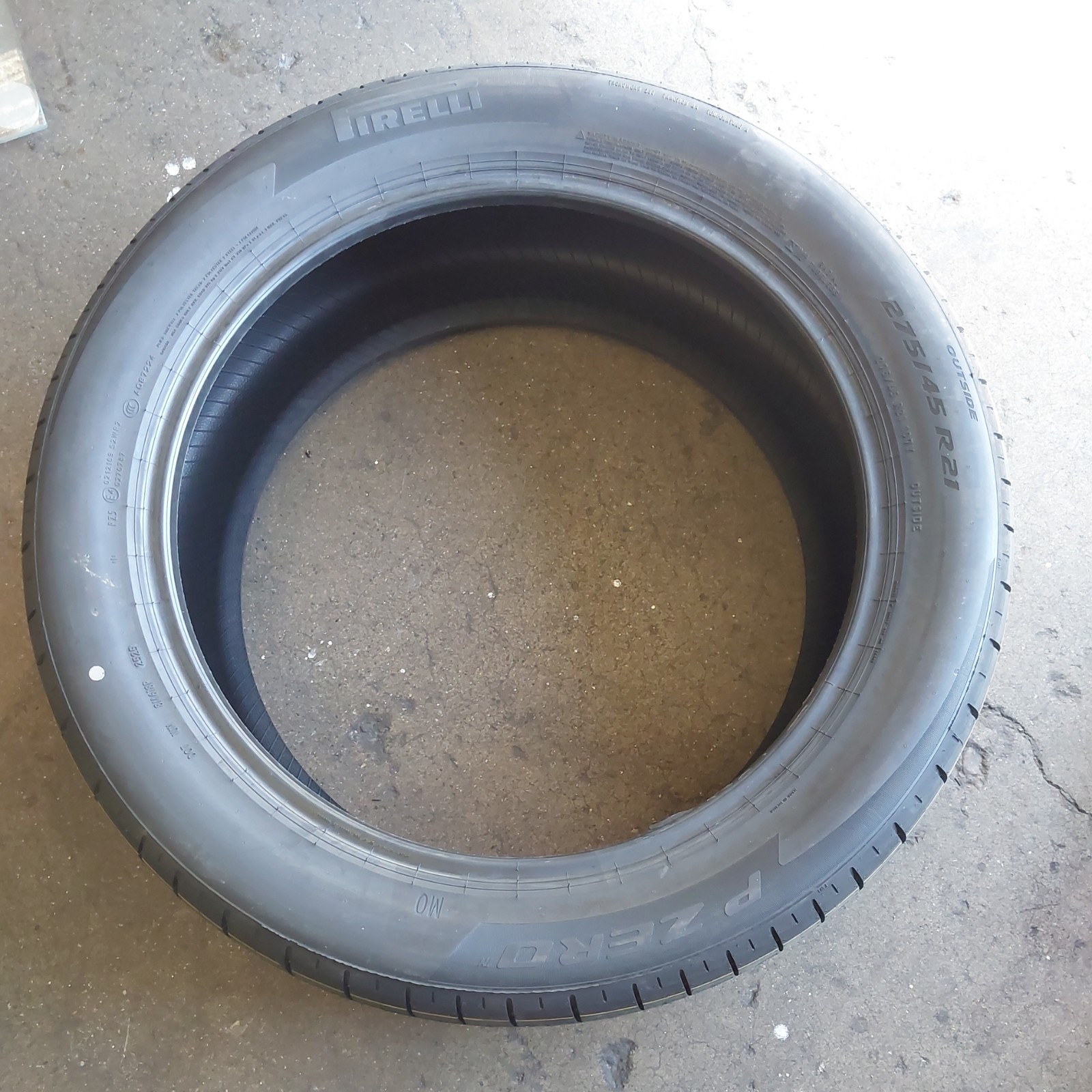 New tire 275/45R21 Pirelli P-Zero PZ5 107Y SL Black Wall