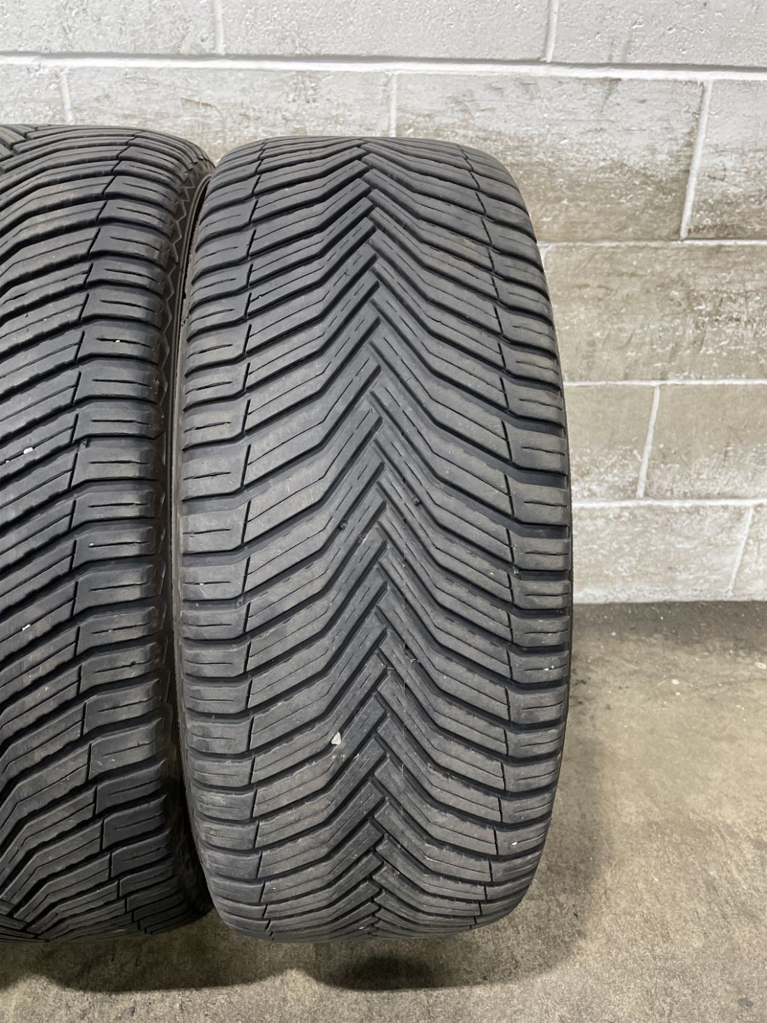 4x P245/50R20 Michelin Cross Climate2 A/W 8/32 102 V Used Tires 2455020