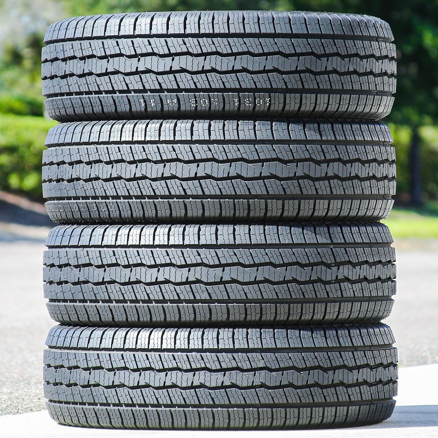 235/60R17 102V CHTS-1