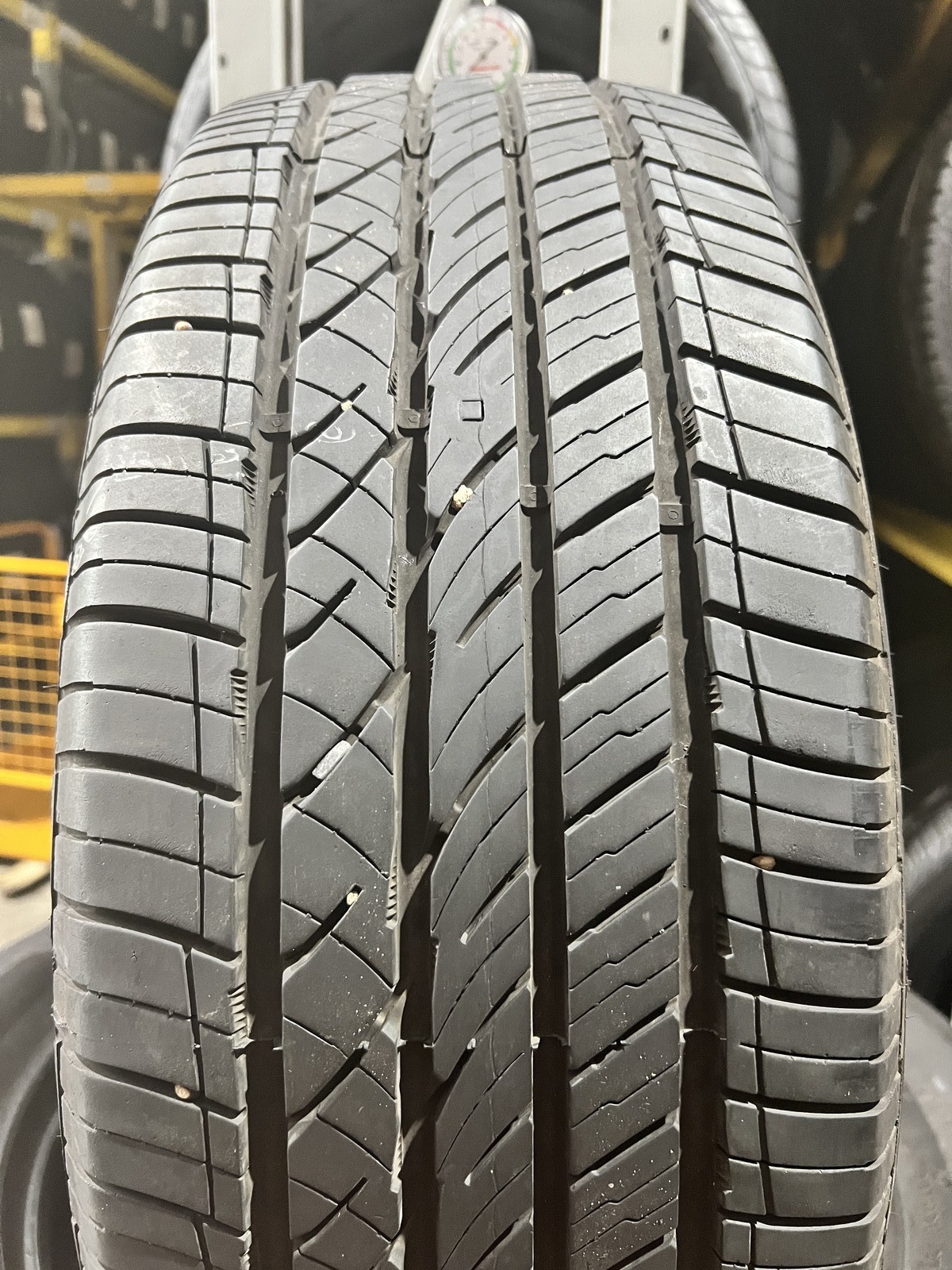 1 Tire Cooper ProControl 235/60R18 107V DOT.5023 8.75/32 NO Patch