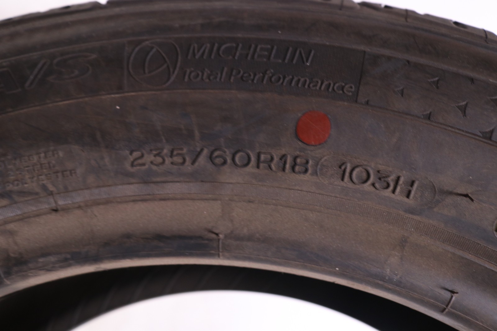 New 235/60R18 Michelin Premier A/S SelfSeal – 103H – 8.5/32