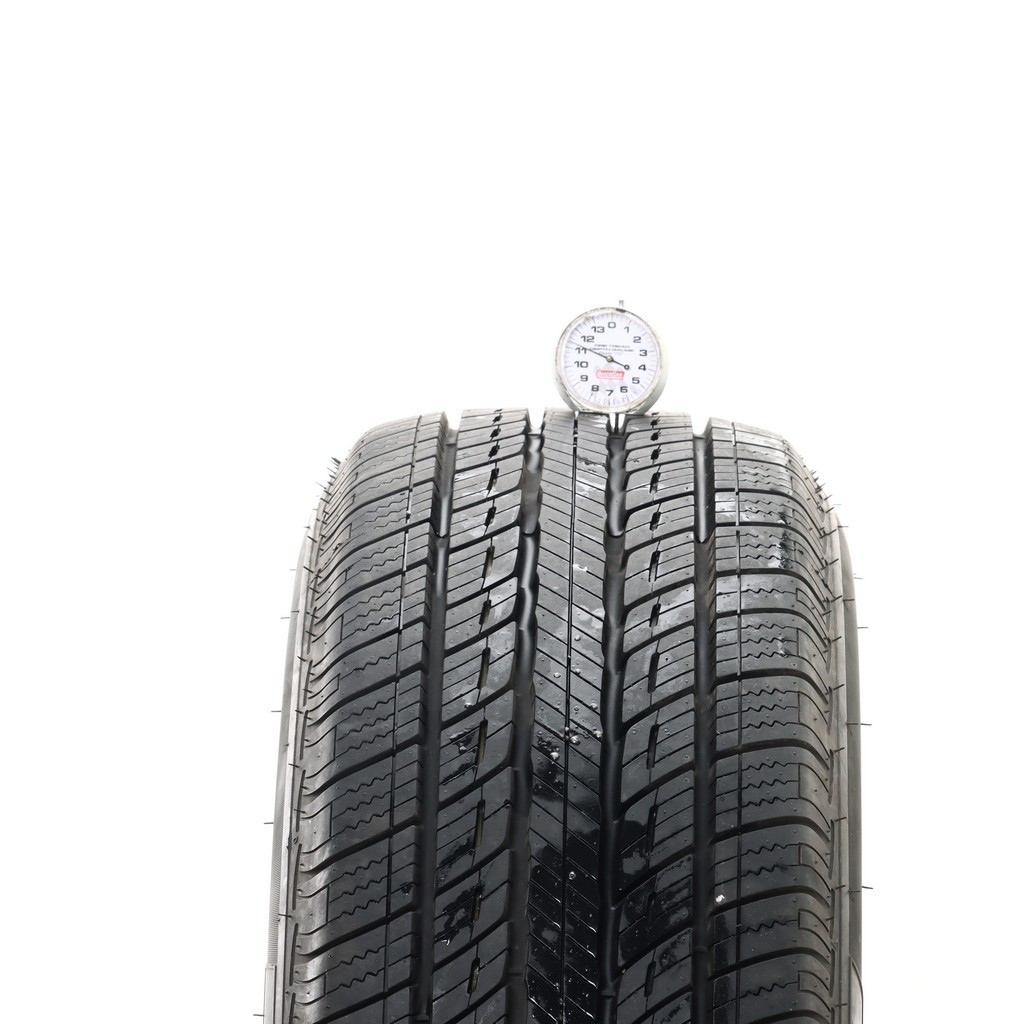 Used 235/60R18 Uniroyal Tiger Paw Touring A/S 103H – 11/32