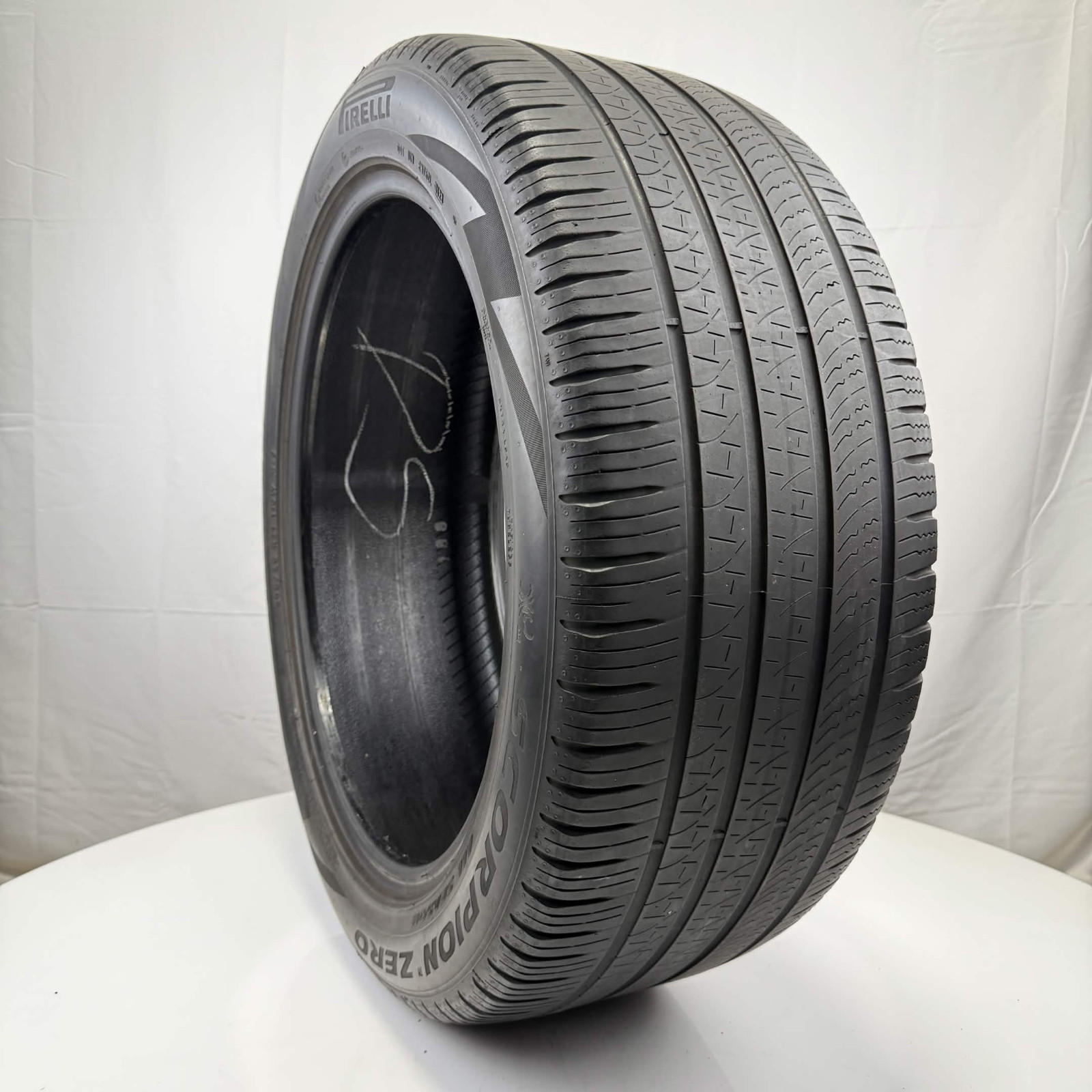 Used 275/45R21 Pirelli Scorpion Zero 110W 4.5/32 (DOT 23)