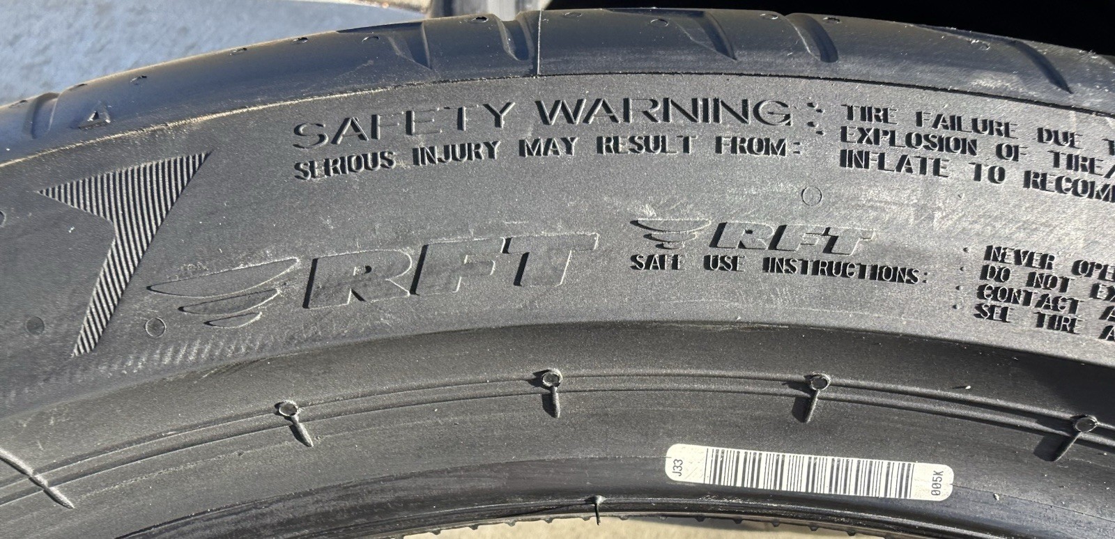 Set of TWO BRAND NEW 305/30ZR20 (103Y) Bridgestone Potenza Sport RFT Tires