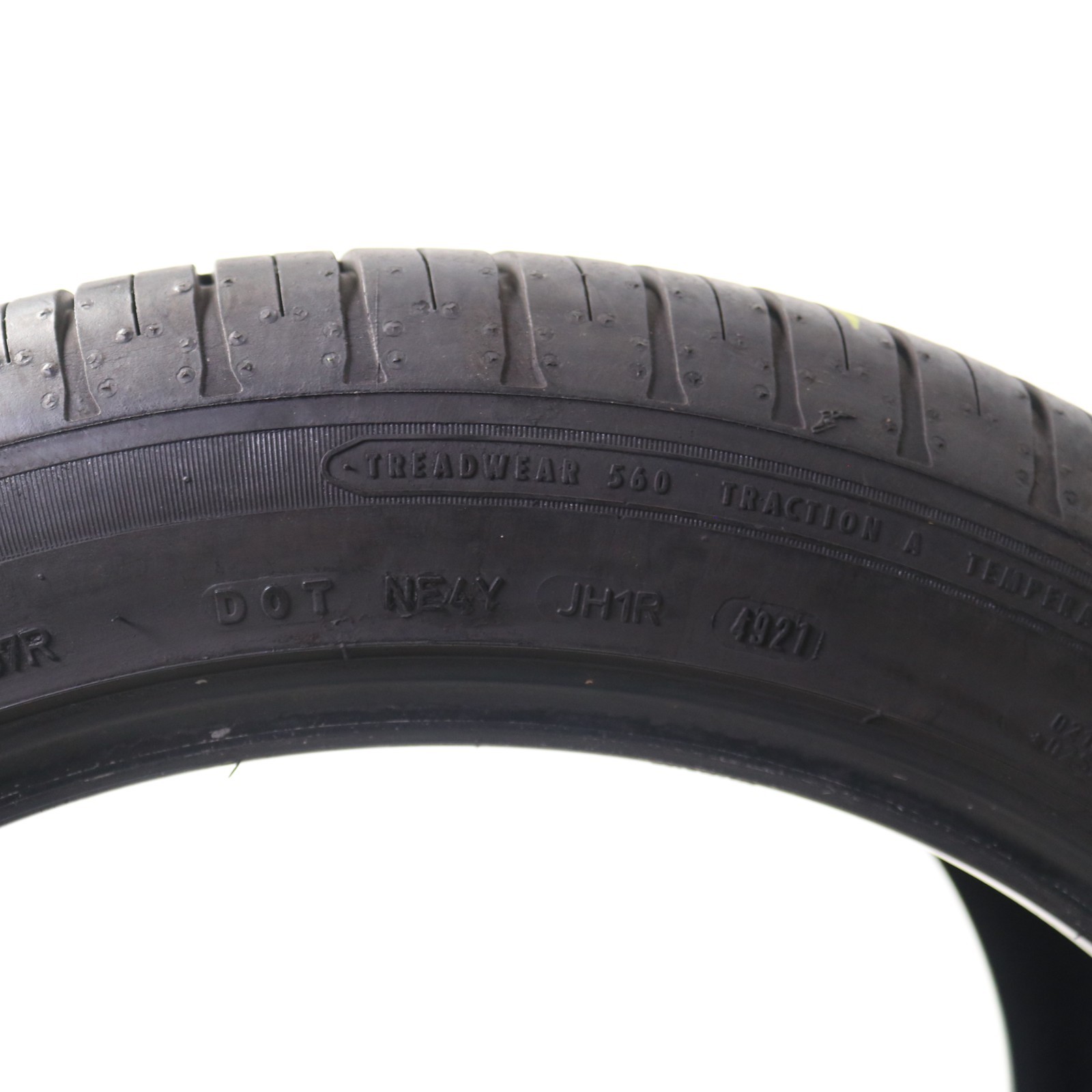 Set of 2 Used 285/40R20 Goodyear Eagle Sport MOExtended Run Flat 108V – 7-7.5/32