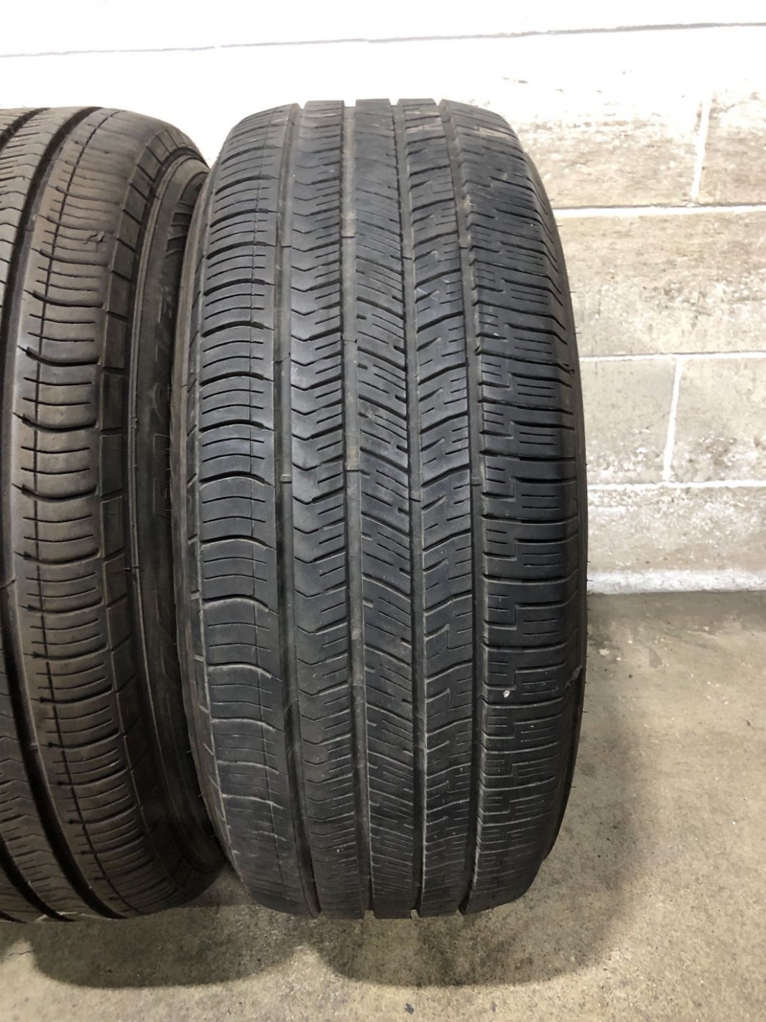 4x P255/60R18 Goodyear Eagle Enforcer 9/32 108 V Used Tires 2556018