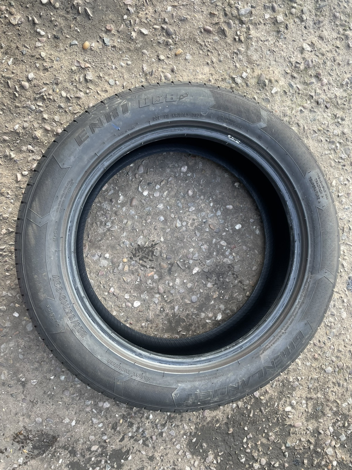 225 55 19 GRENLANDER ENRI U08 TYRES 6.5MM TREAD 225/55 R19 99V DOT 3923