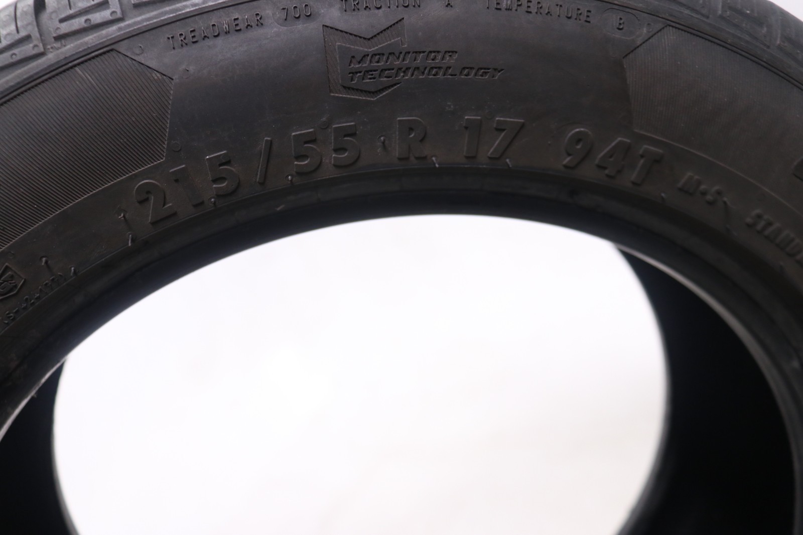 Set of 4 Used 215/55R17 General Altimax RT45 – 94T – 9-10/32 No Repairs