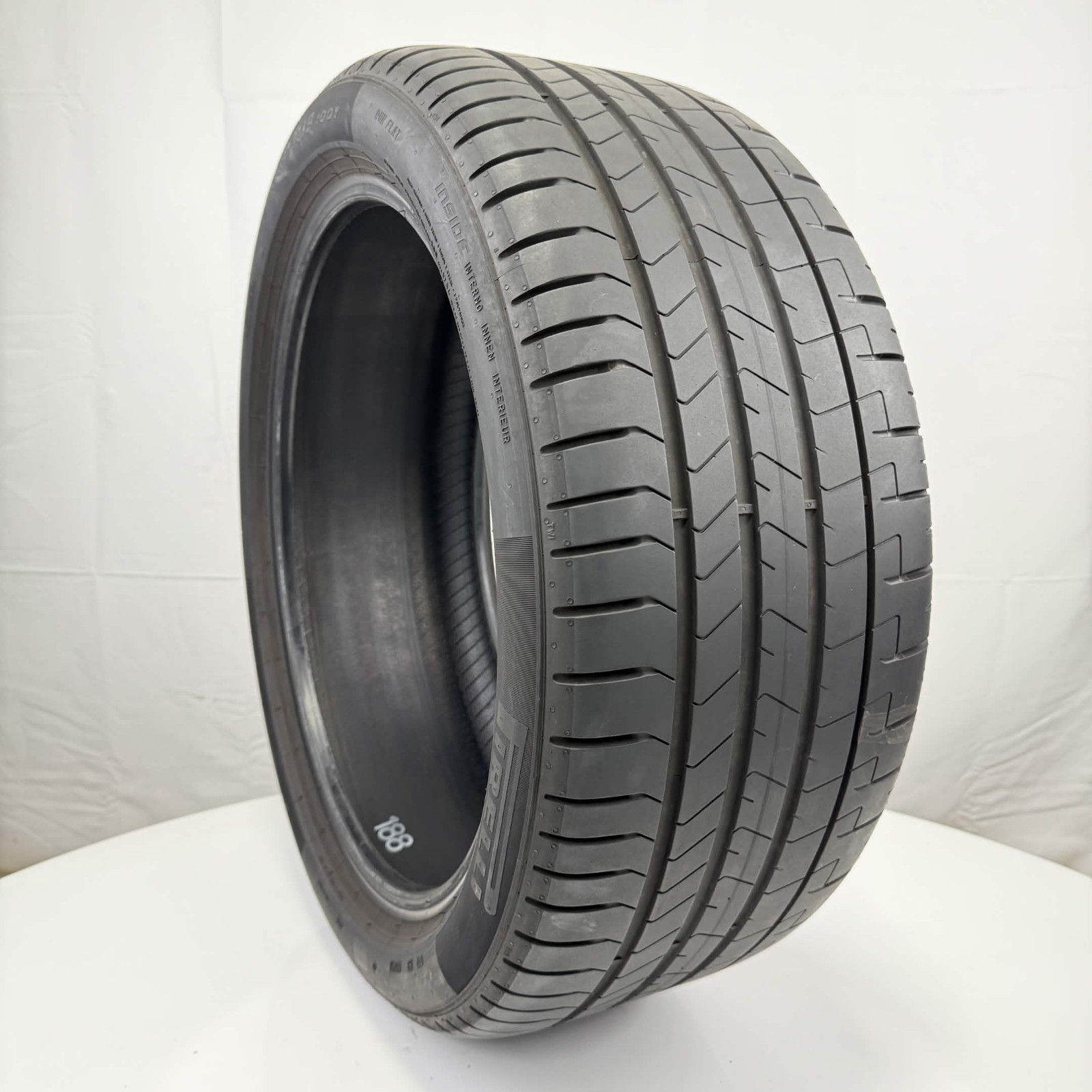 Used 255/40R19 Pirelli P Zero PZ4 Run Flat 100Y 6.5/32 (DOT 24)