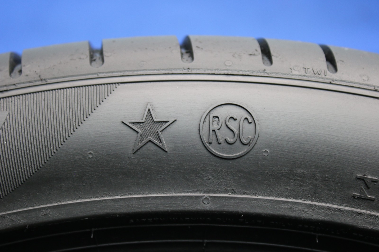 2 Used Pirelli Pzero ★ RSC RFT PZ4 315/35R21 315/35/21 3153521 111Y
