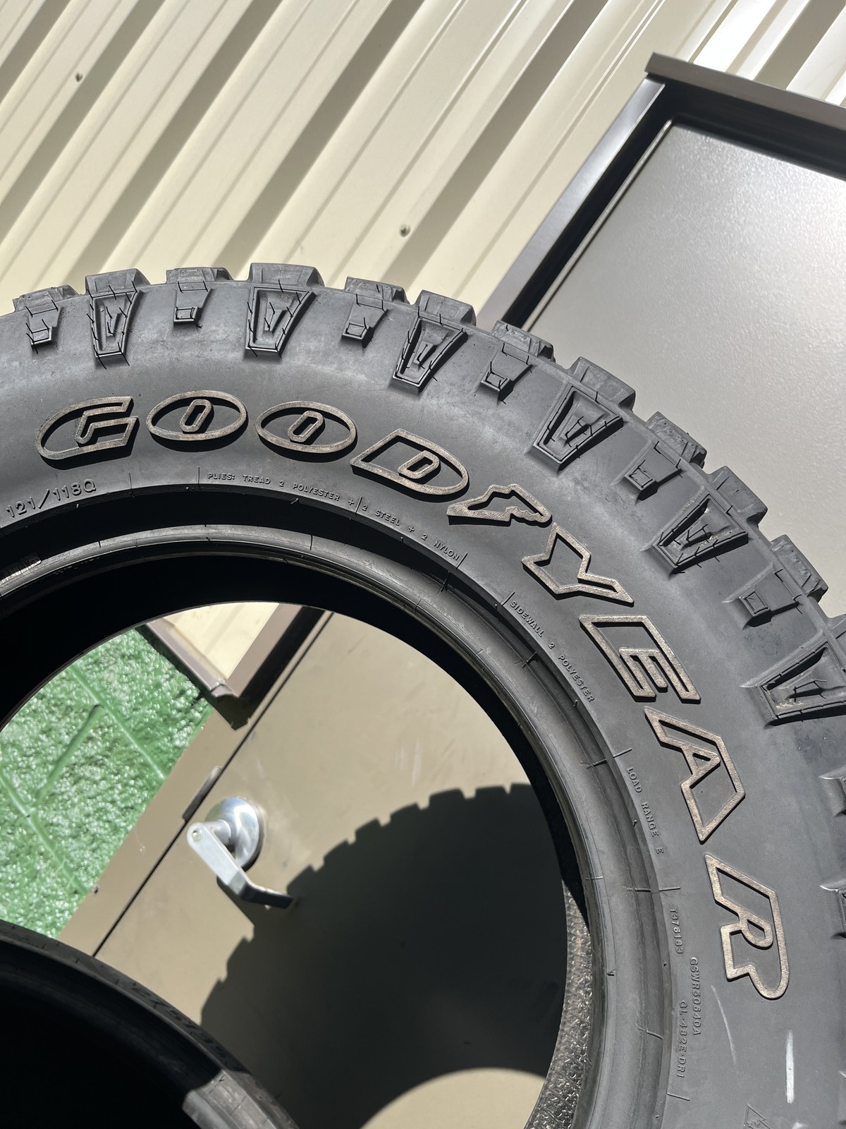 1 Tire Goodyear Wrangler Duratrac LT 245/75R17 121/118Q DOT.4822 12/32 No Patch