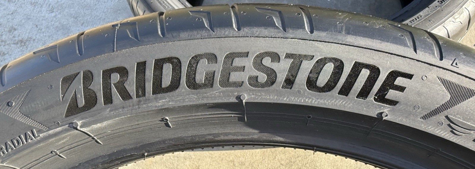 Set of TWO BRAND NEW 305/30ZR20 (103Y) Bridgestone Potenza Sport RFT Tires