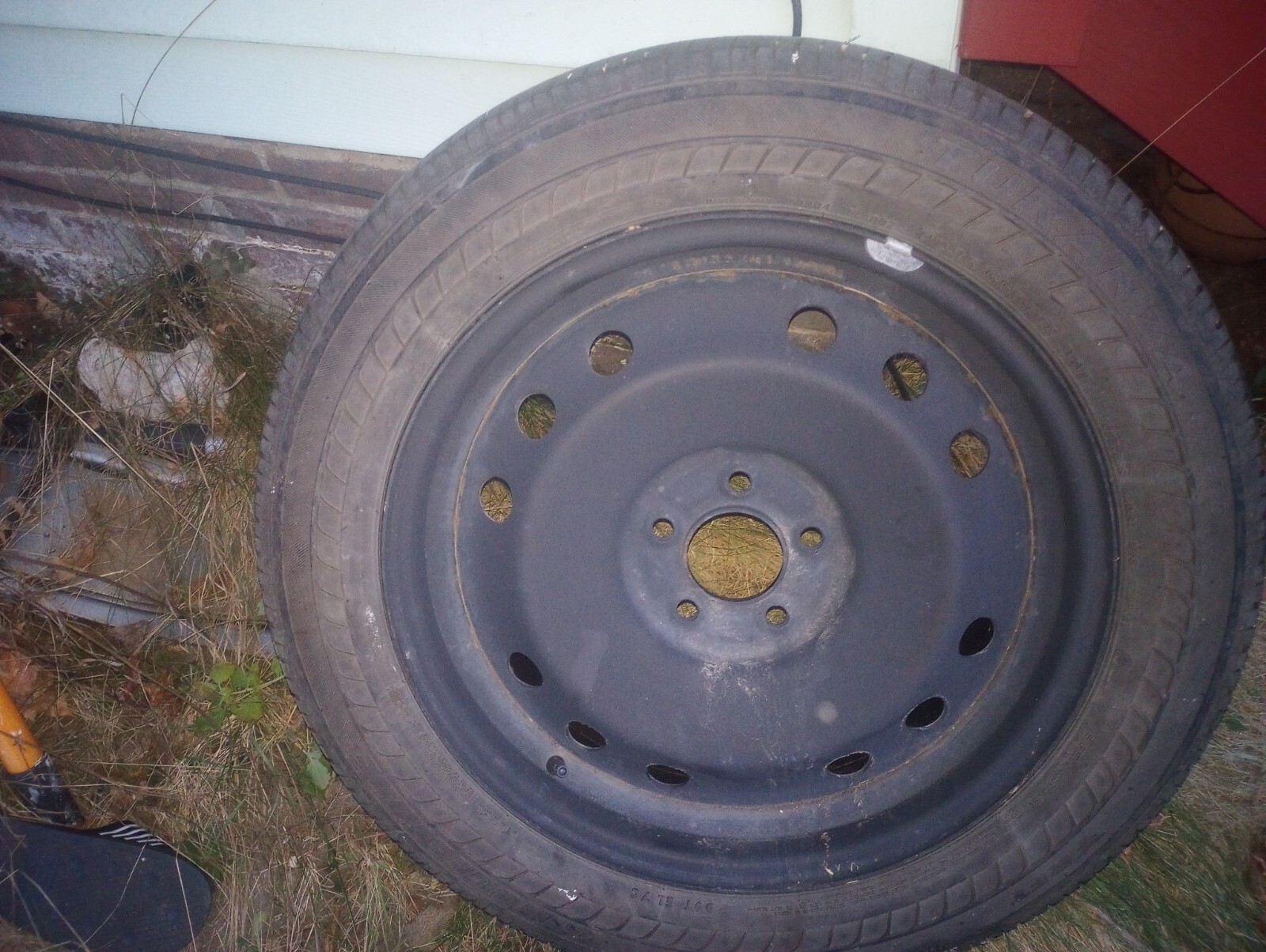Tire +Rim P235 55 R F18