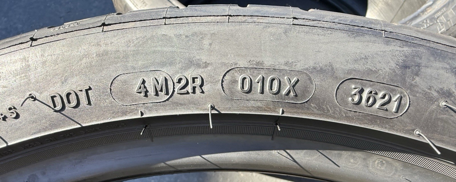 ONE BRAND NEW 335/25ZR20 99Y Michelin Pilot Sport All Season 4 ZP Run Flat Tire