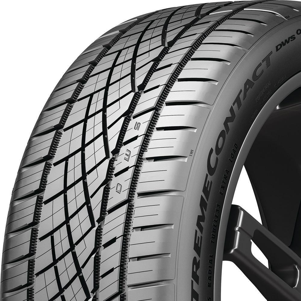 Continental ExtremeContact DWS06 PLUS 245/40ZR18 97Y XL Tire 15573000000 (QTY 4)