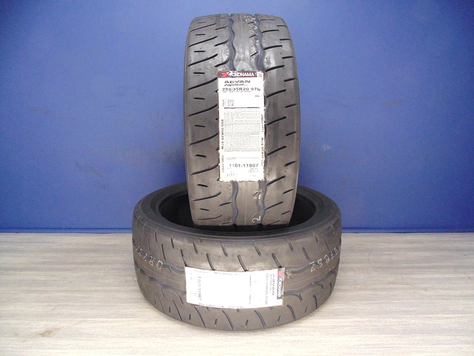 2 BRAND NEW 255/35R20 YOKOHAMA ADVAN NEOVA AD09 XL 255/35/20 97W 2553520