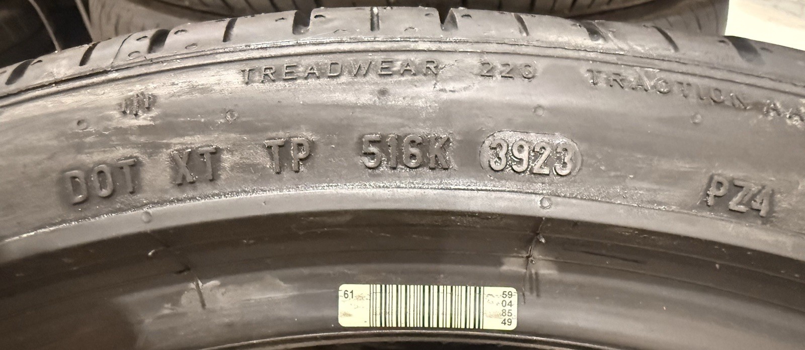 Set of TWO BRAND NEW 315/30ZR21 (105Y) Pirelli P Zero PZ4 Sport Tires 3153021