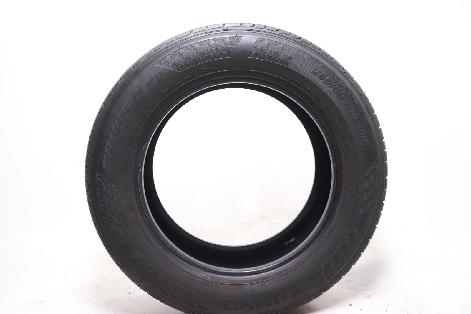 Set of 4 Used 255/60R18 Kumho Crugen HP71 – 108H – 7.5-8.5/32