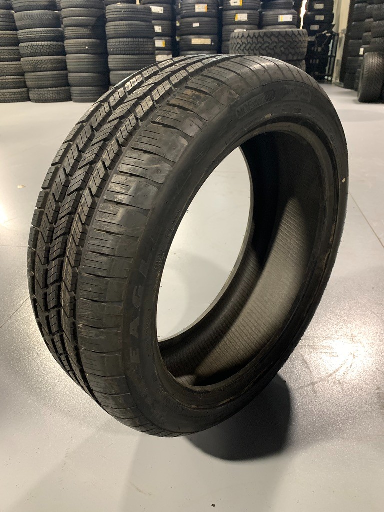 1 New 235 45 19 Goodyear Eagle LS-2 MOE / ROF All Season Run Flat Tire