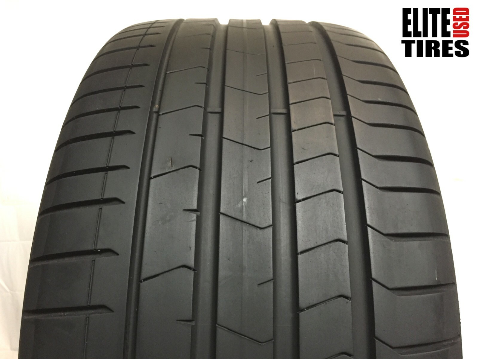 [1] Pirelli P Zero PZ4 Run Flat P315/35R21 315 35 21 Tire 8/32