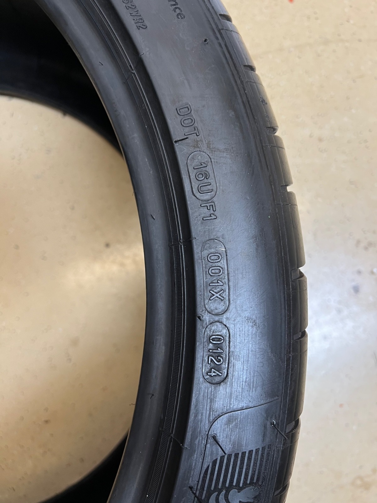 1 – NICE 315/30ZR21 XL (105Y) Michelin Pilot Sport 4 Acoustic (N0) – 11041
