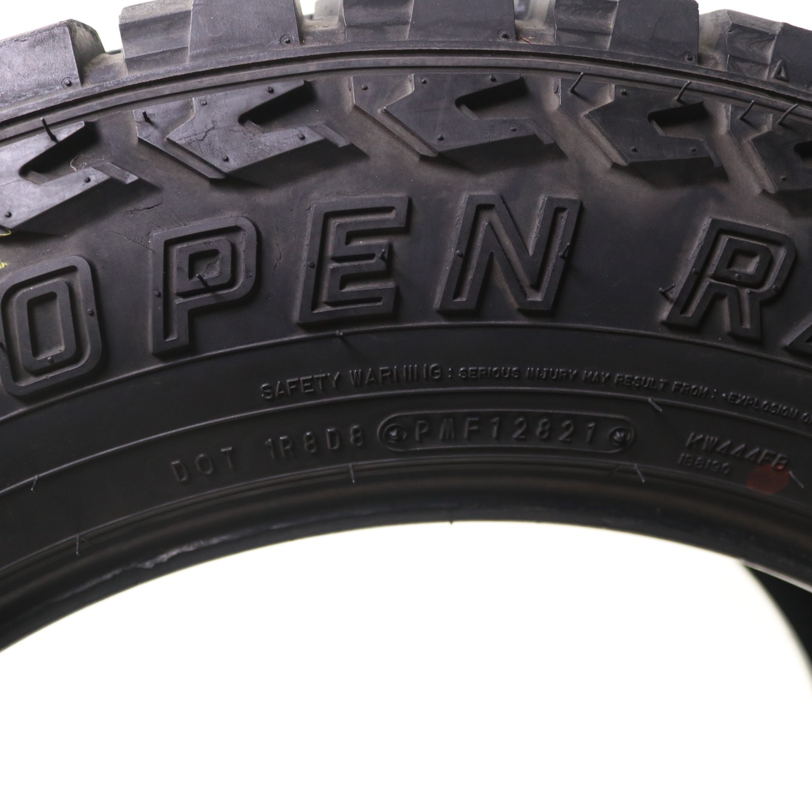 Used LT 295/55R20 Mazama Open Range A/T SQM-3 – 123/120S – 10/32 No Repairs