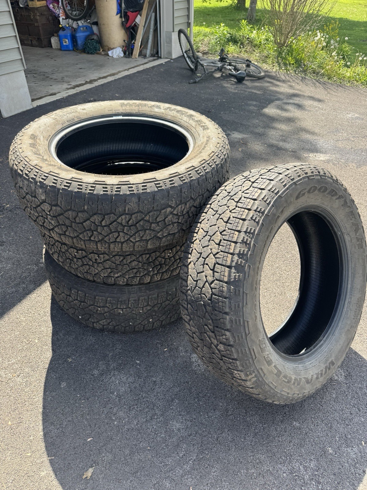 4 Tires Goodyear Wrangler TrailRunner AT (OE) 275/60R20 115S A/T All Terrain