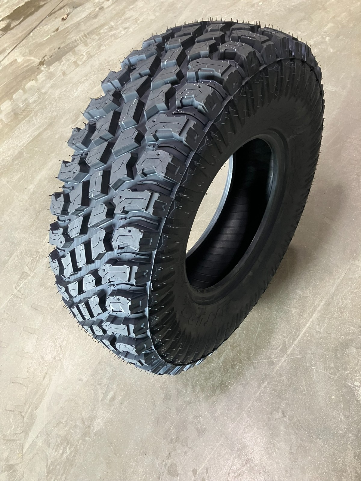 New Tire 29 9.00 14 Atturo Trail Blade XT SXS 8 Ply Radial X/T 29x9R14