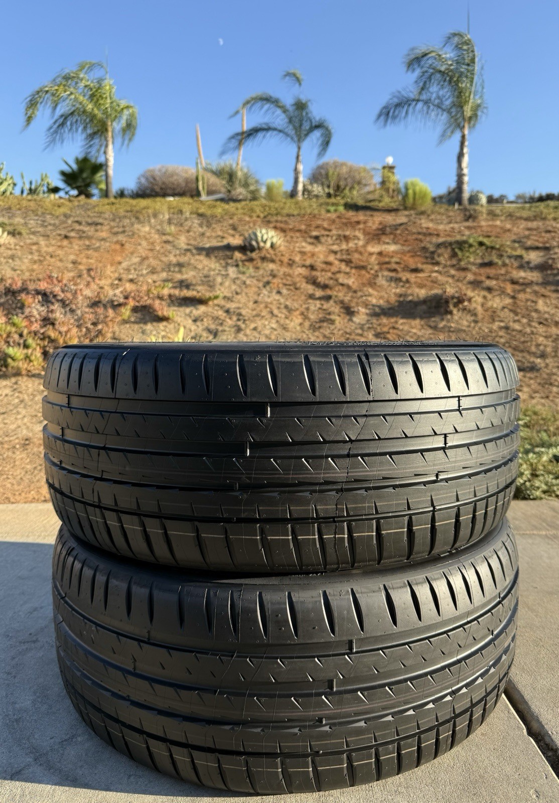 FOUR BRAND NEW 245/45R19 102Y Michelin Pilot Sport 4 Noise Cancelling Tires