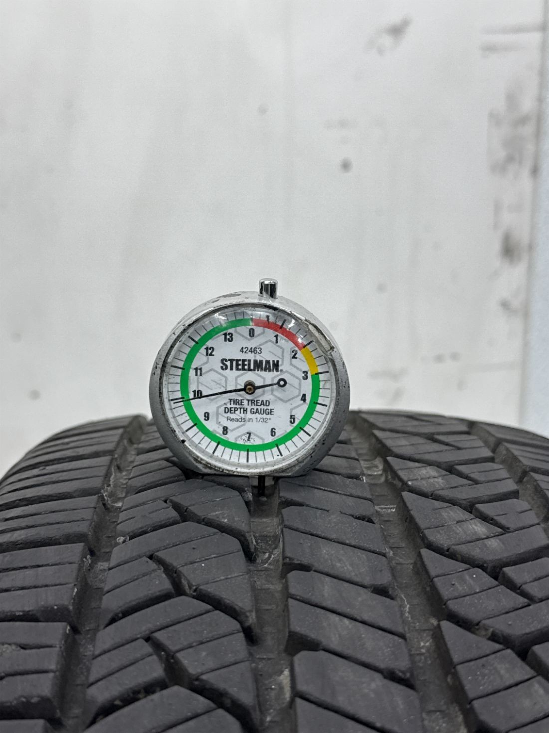 1 Used P215/60R17 General Altimax RT45 96 T – 10/32