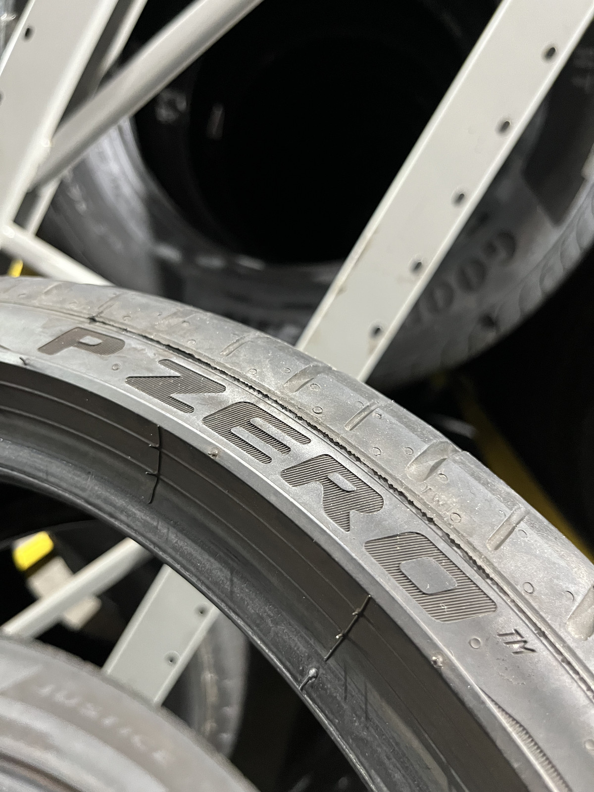 1 Pirelli P Zero PZ4 Run Flat ★ BMW 205/40R18 86W DOT.2423 5.75/32 NO Patch