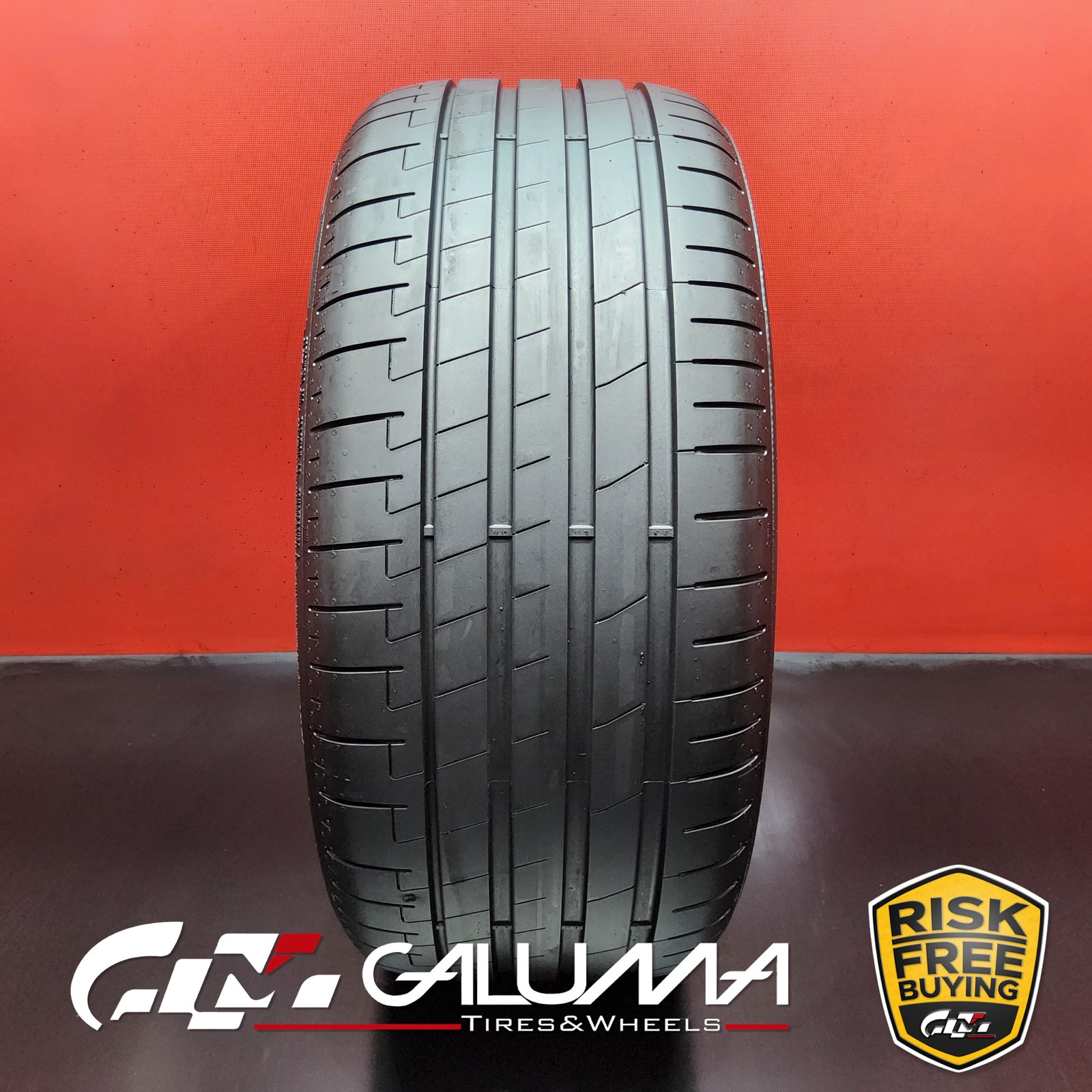 1 Tire Pirelli P-Zero (PZ5) I★ XL 255/35R19 255/35/19 2553519 96Y #95102