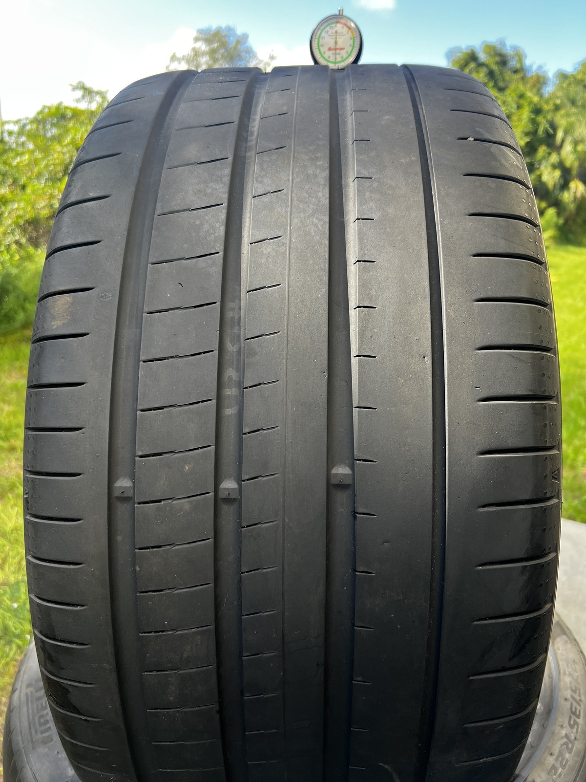 1 Tire Yokohama Advan Sport V107 ★ BMW I 315/35R22 111Y DOT.3923 7/32
