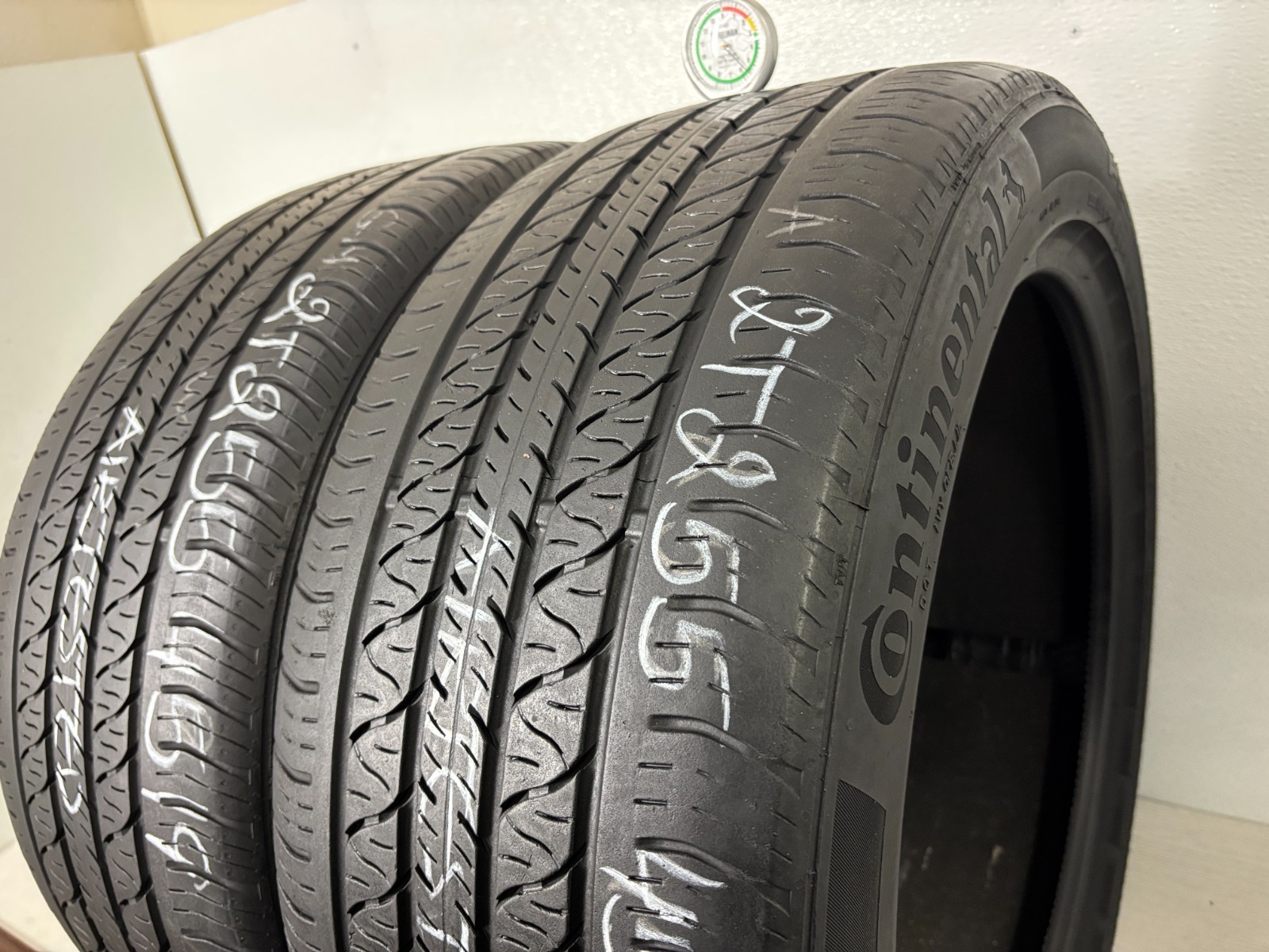 NO SHIPPING ONLY LOCAL PICK UP 2 Tires 255 45 19 Continental ProContact RX