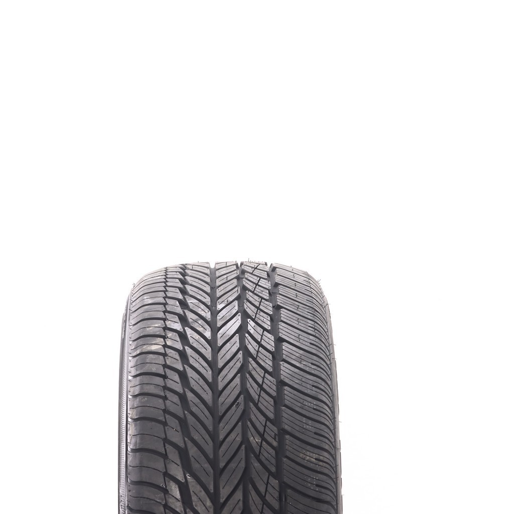 Driven Once 235/55R18 Vogue Custom Built Radial VIII Gold/White 104V – 9.5/32