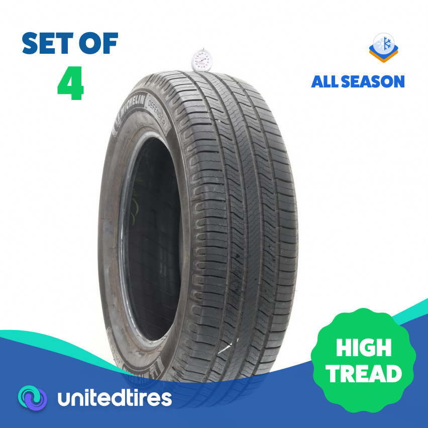 Set of (4) Used 235/65R18 Michelin Defender 2 106H – 9-10/32