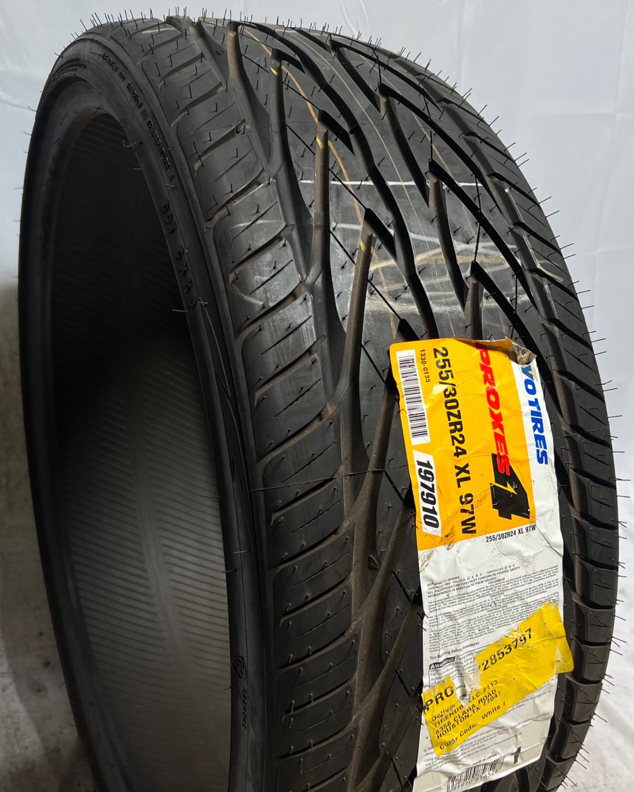 1 – NEW 255/30ZR24 XL (97W) Toyo Proxes 4 – 7019