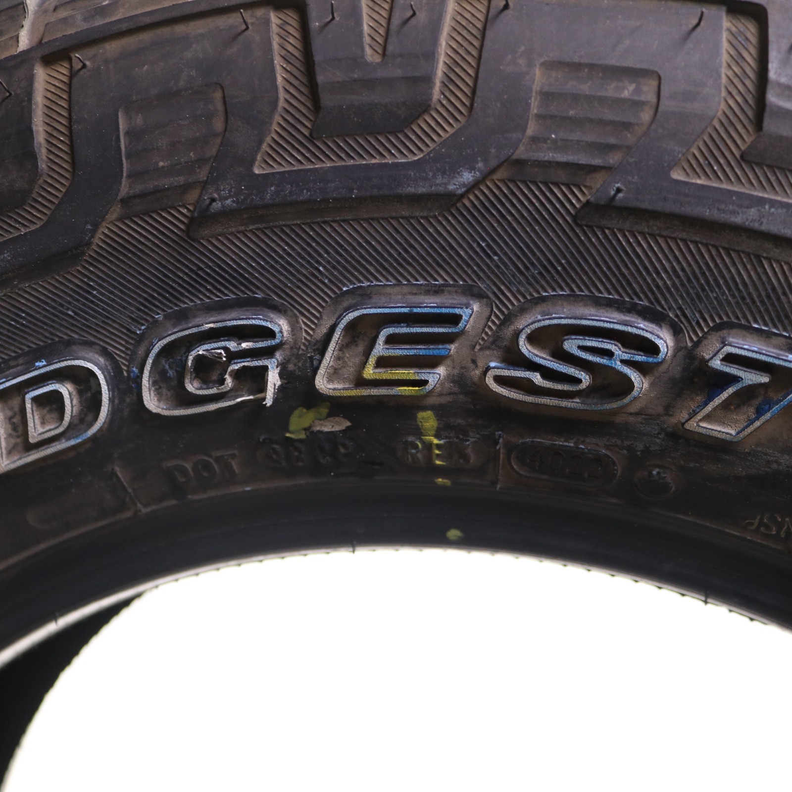 Used 255/70R18 Bridgestone Dueler A/T Revo 3 – 112T – 11/32