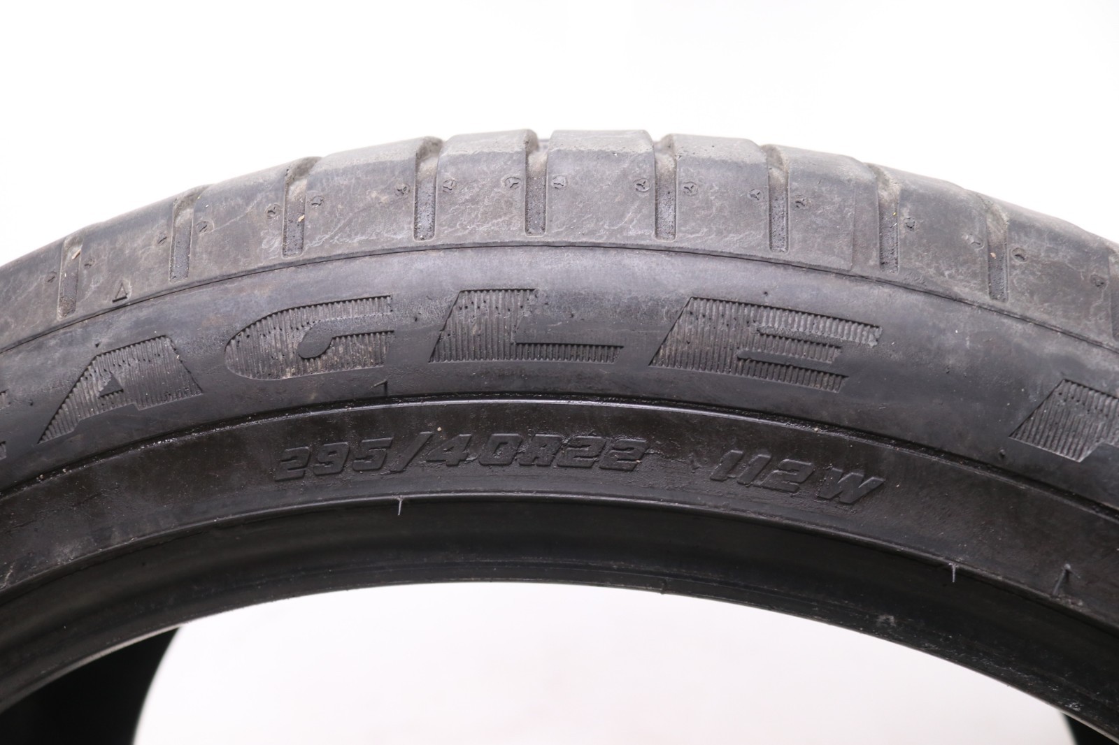 Used 295/40R22 Goodyear Eagle F1 Asymmetric SUV MO1 – 112W – 8/32