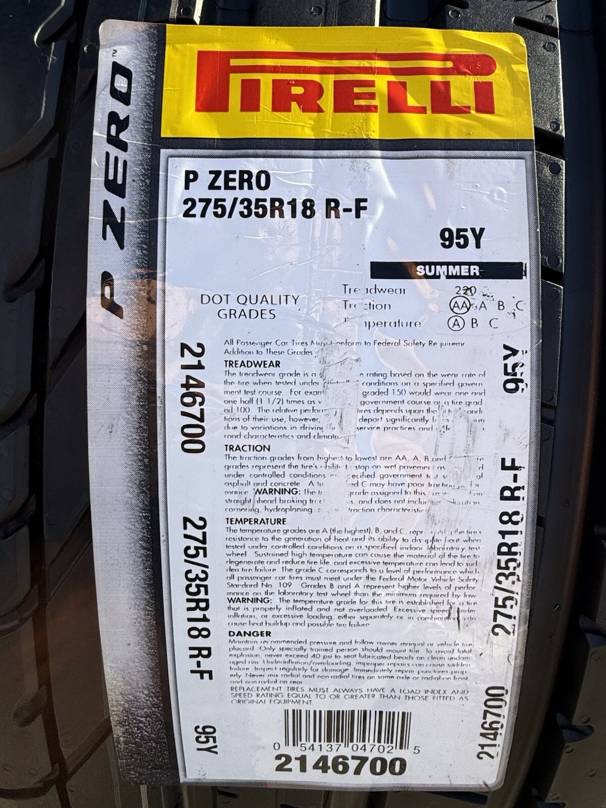 Set of TWO BRAND NEW 275/35R18 95Y Pirelli P Zero Run Flat Tires 2753518