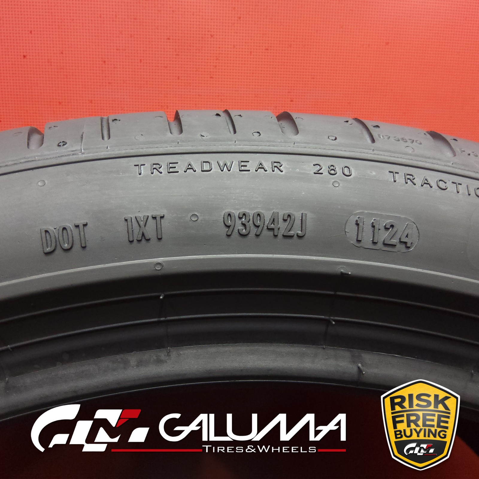 1 Tire Pirelli P-Zero (PZ4) KS ★ XL 245/40R19 245/40/19 2454019 98Y #95746