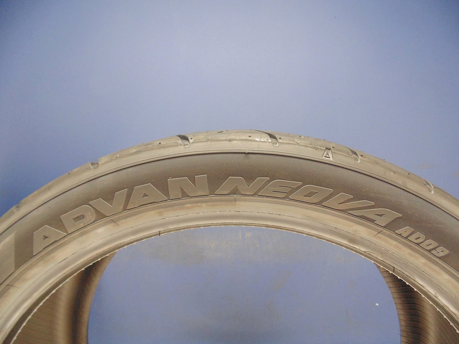 2 BRAND NEW 255/35R20 YOKOHAMA ADVAN NEOVA AD09 XL 255/35/20 97W 2553520